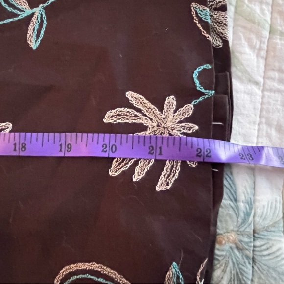NWT- Ann Taylor Loft Brown Linen Pencil Skirt w Floral Embroidery in Size 6 - Picture 11 of 14